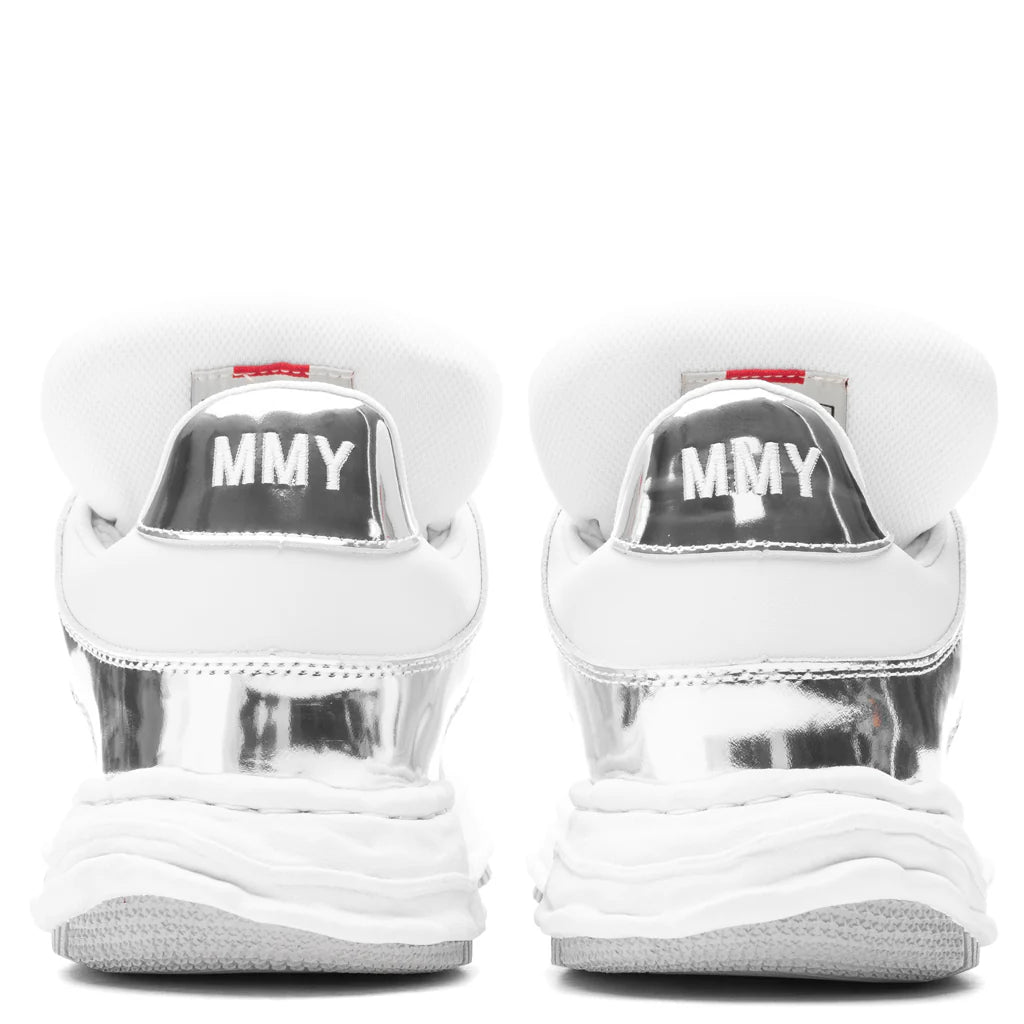 Wayne Low Top Sneakers Silver White