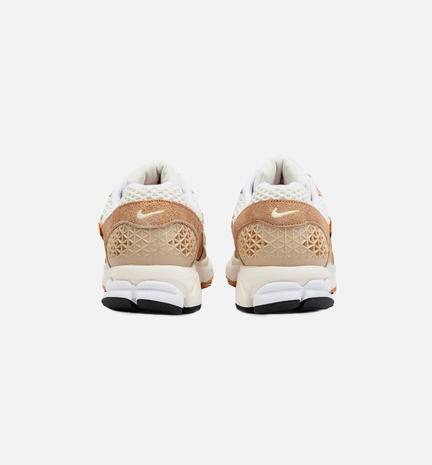 Zoom Vomero 5 Have A Nike Day Mens Lifestyle Shoe Pink Beige