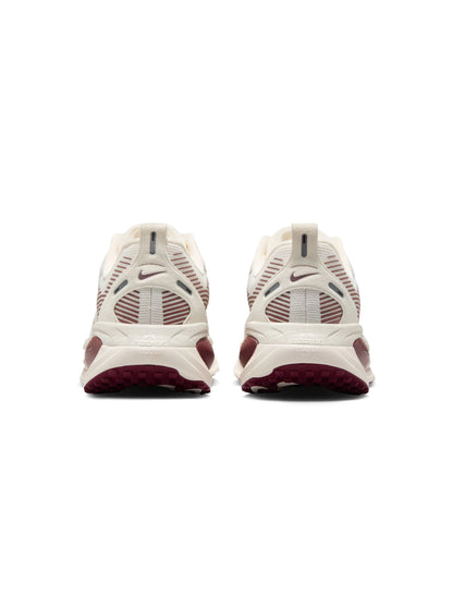 Nike Vomero 18 Womens Shoe