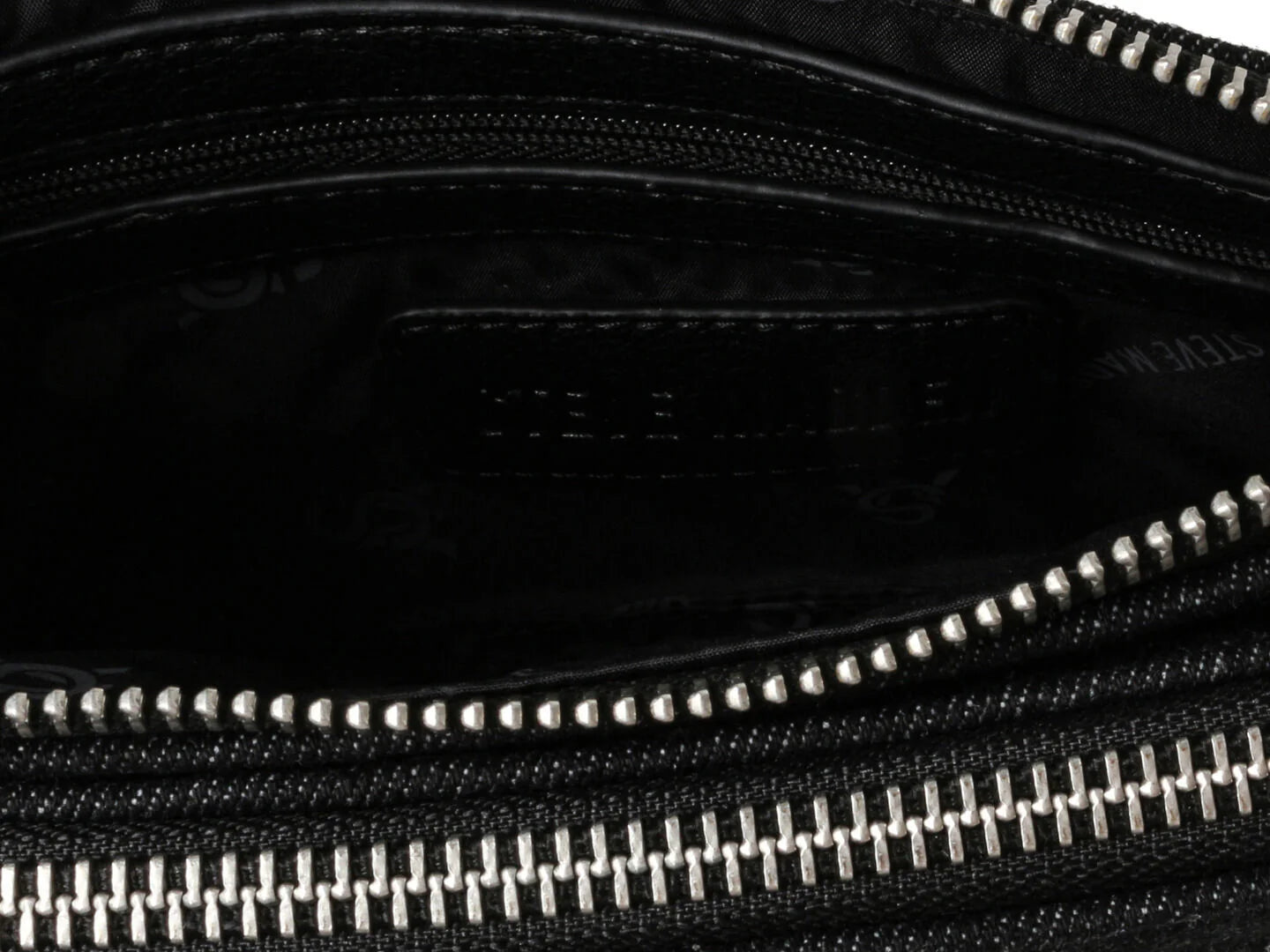 Bolsa Steve Madden Barra Negro y Plata para Mujer
