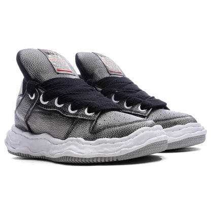 Wayne Puffer Low OG Sole Brushed Shrink Leather Black