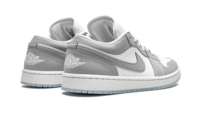 AIR JORDAN 1 LOW WMNS White Wolf Grey