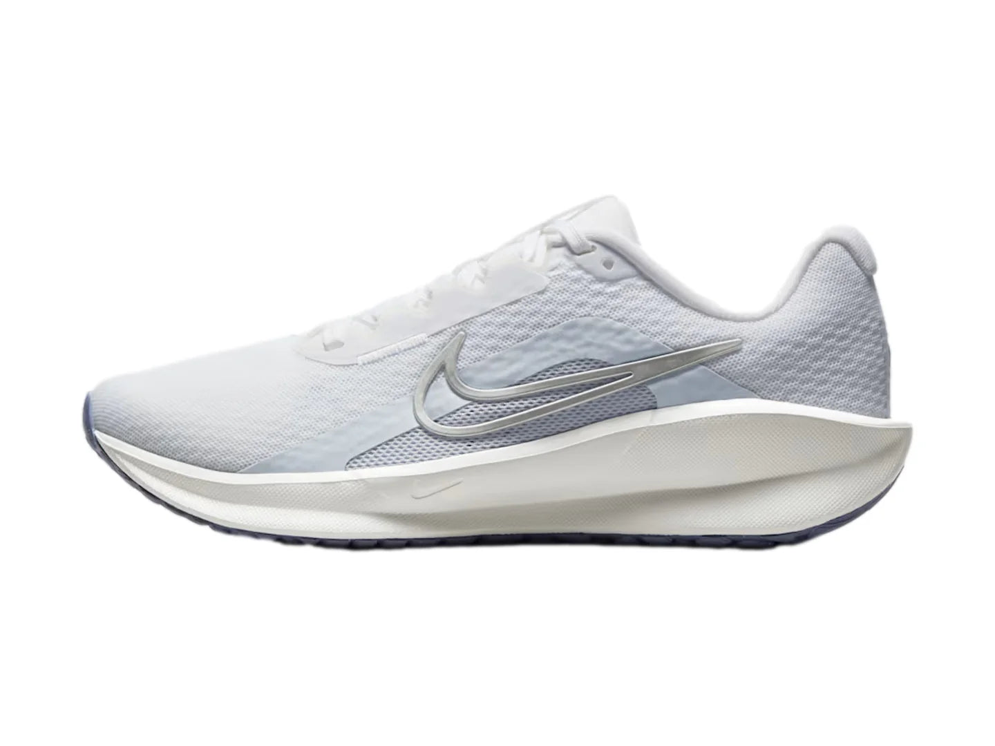 Tenis Nike Downshifter 13 Blanco y Plata para Mujer