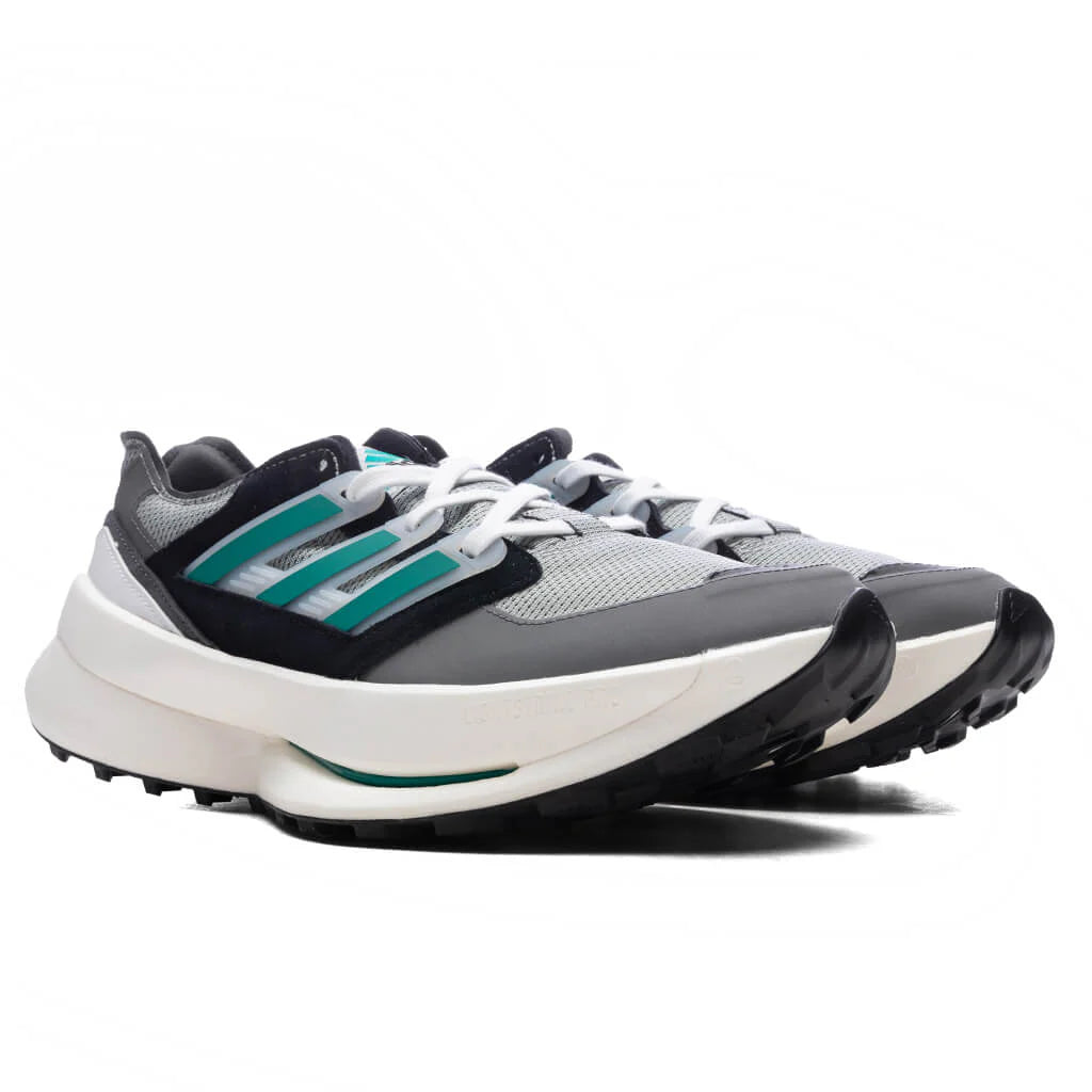 Equipment Agravic Grey Two Magic Beige Cloud White