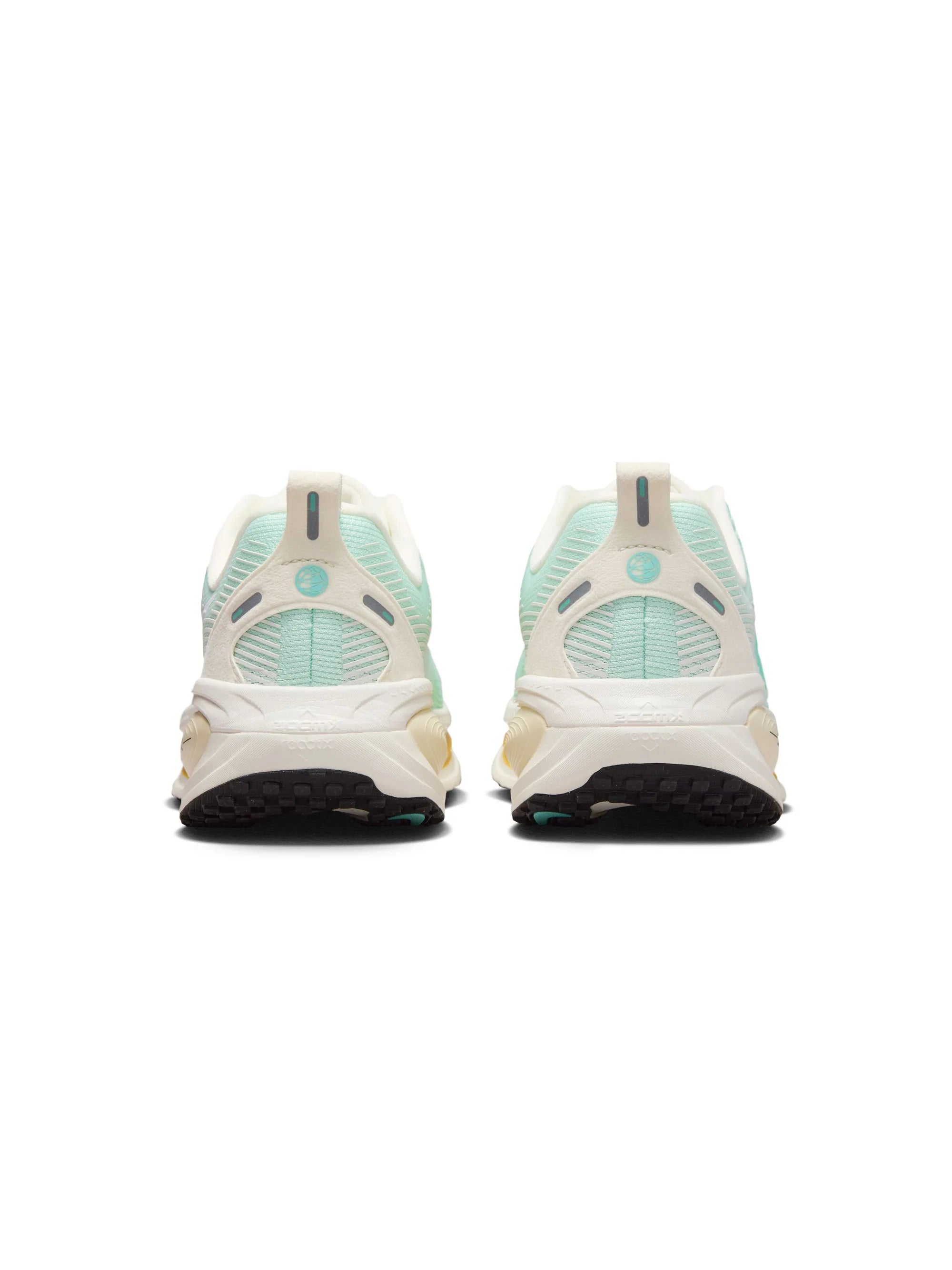 Nike Vomero 18 Womens Shoe