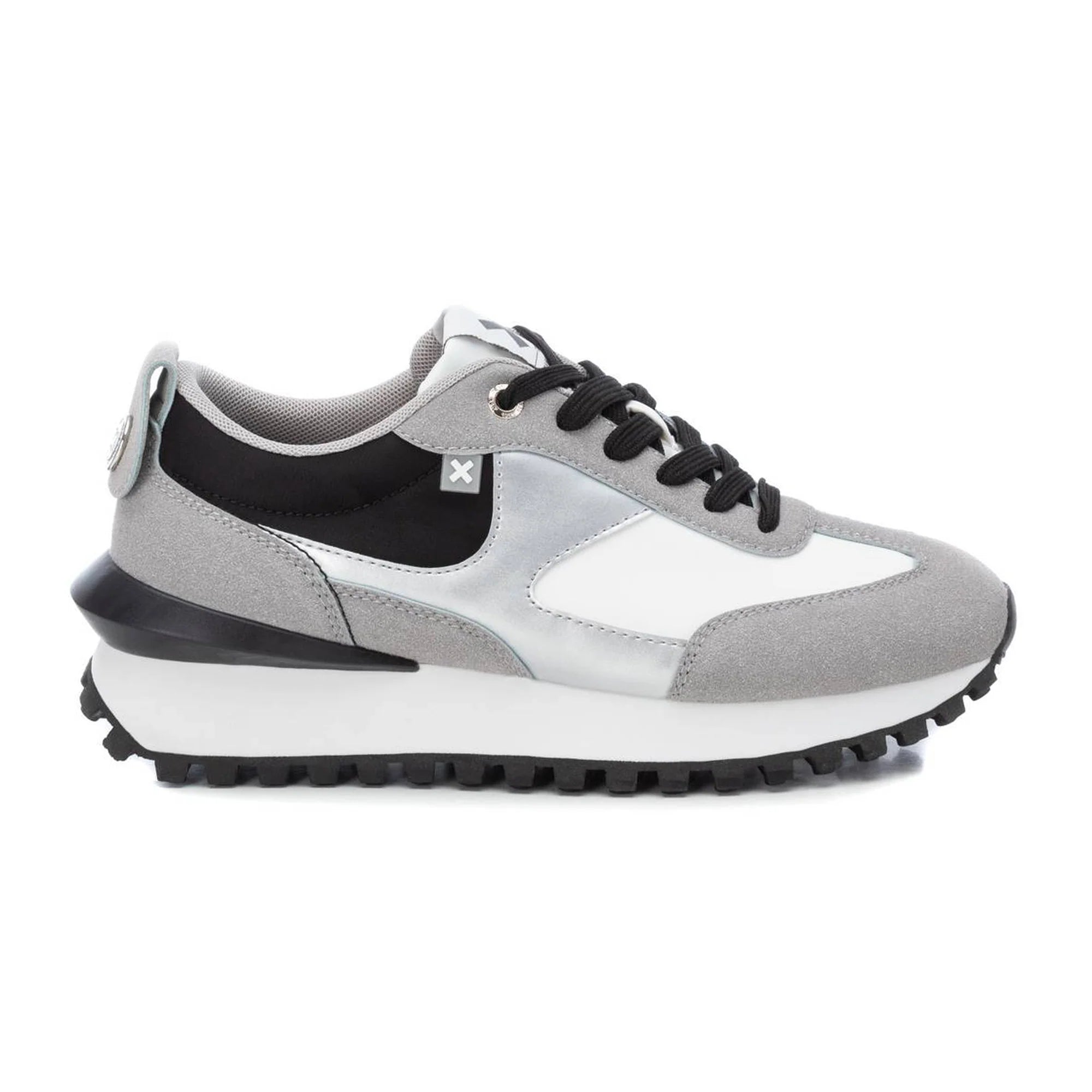 Tenis XTI Negros Multicolor para Mujer