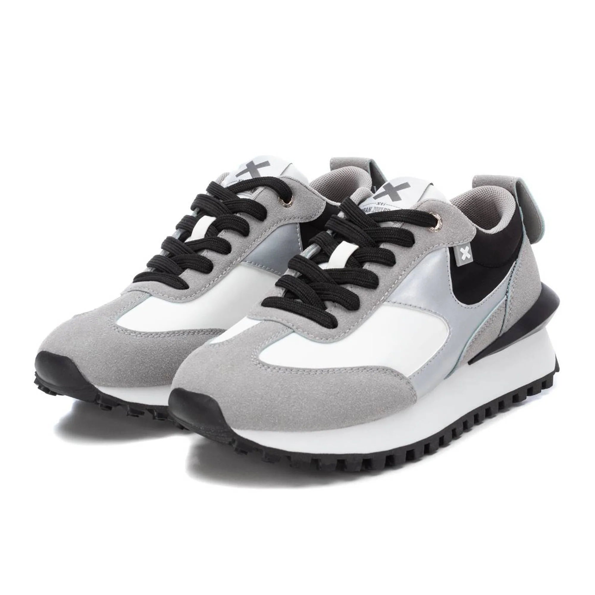 Tenis XTI Negros Multicolor para Mujer