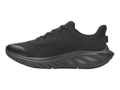 Tenis Under Armour Ascend Negro para Niño