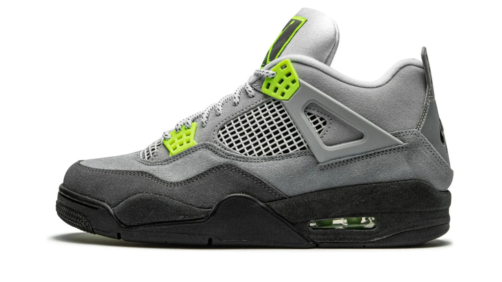 Air Jordan 4 Retro SE Neon
