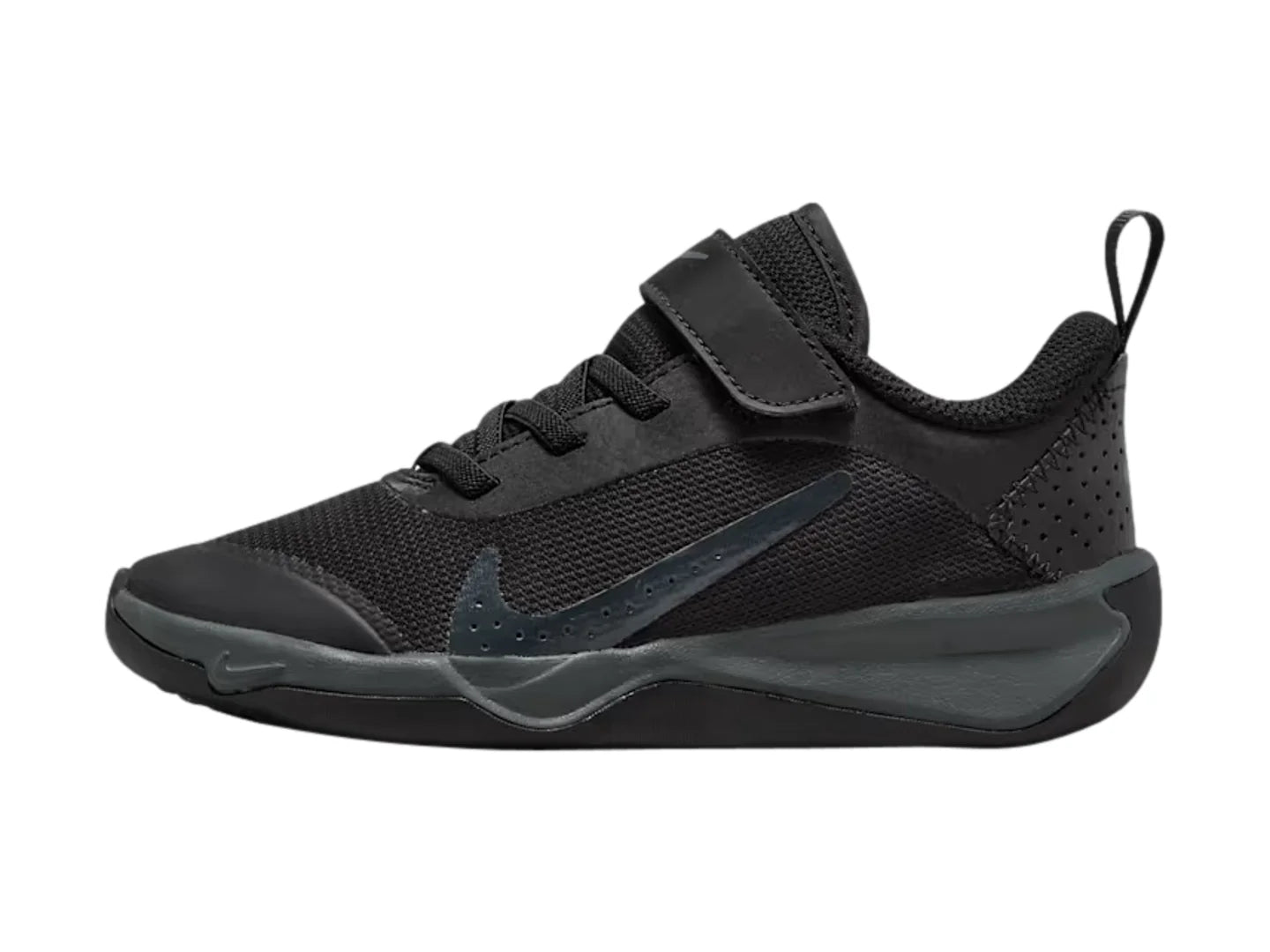 Tenis Nike Omni Multi Court Negro para Niño