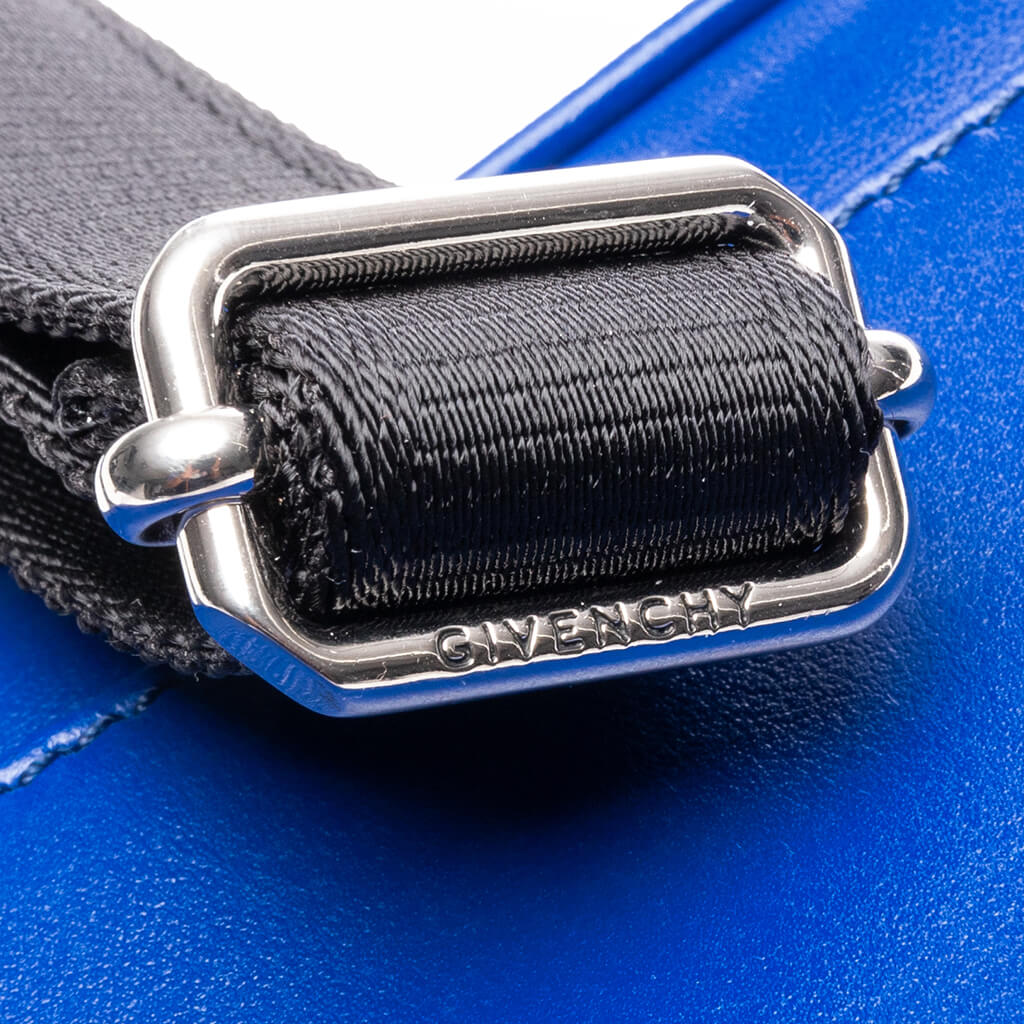 Camera Bag w Tech Straps Ocean Blue
