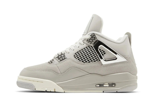 Wmns Jordan 4 Retro Frozen Moments