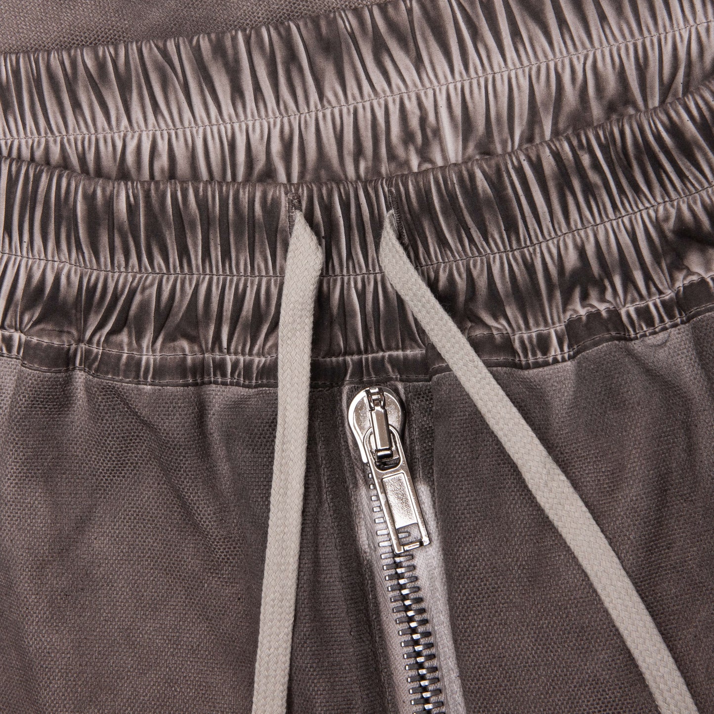 Bauhaus Shorts Dust