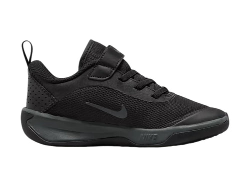 Tenis Nike Omni Multi Court Negro para Niño