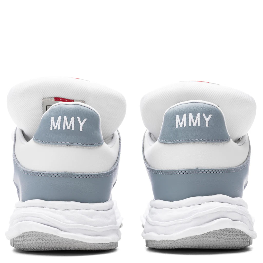 Wayne Low Top Sneakers Grey White