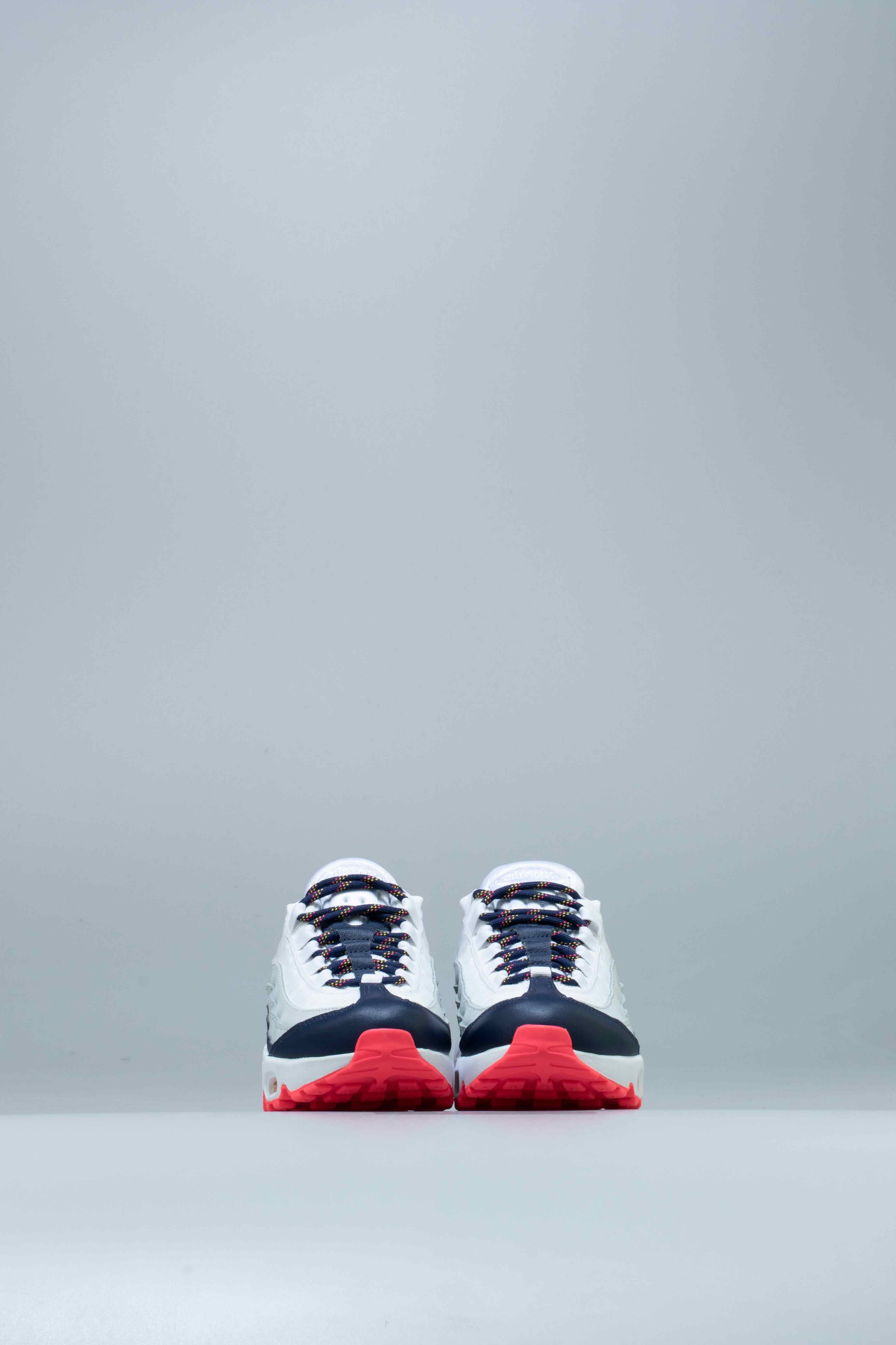 Air Max 95 Womens Shoe Midnight Navy Laser Orange Pure Platinum