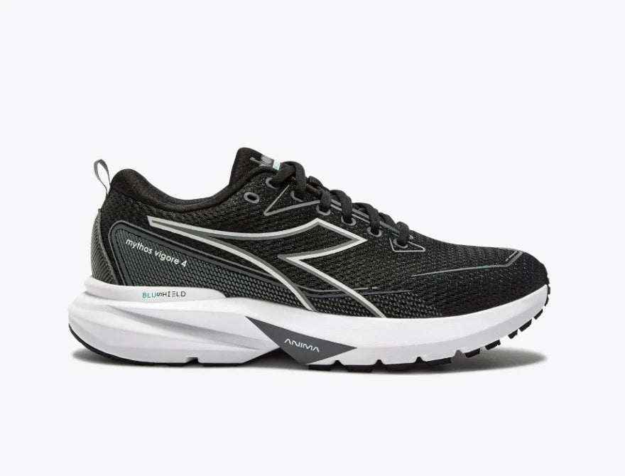 Womens Diadora Mythos Blushield Vigore 4 Final Sale