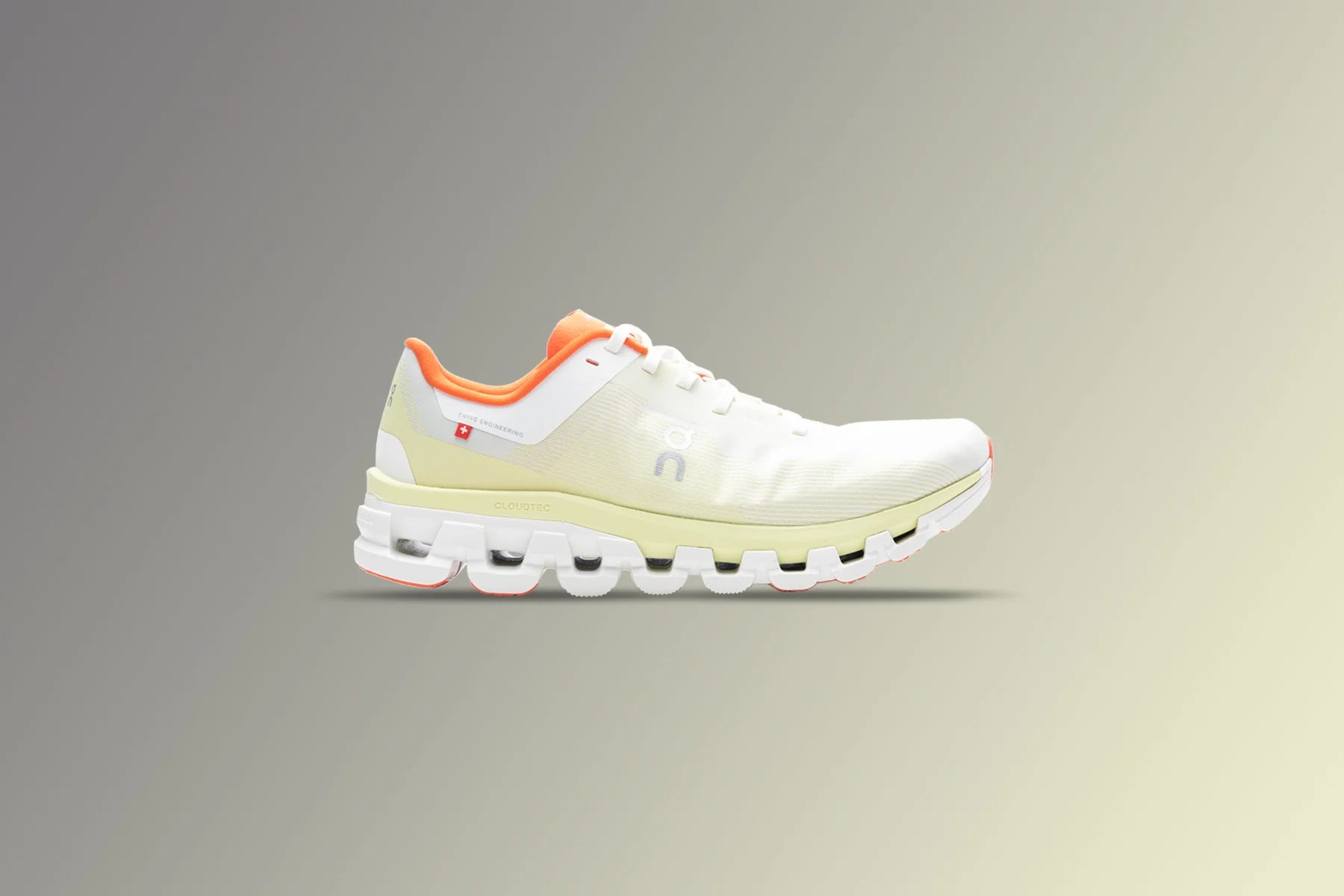 Cloudflow 4 White Hay