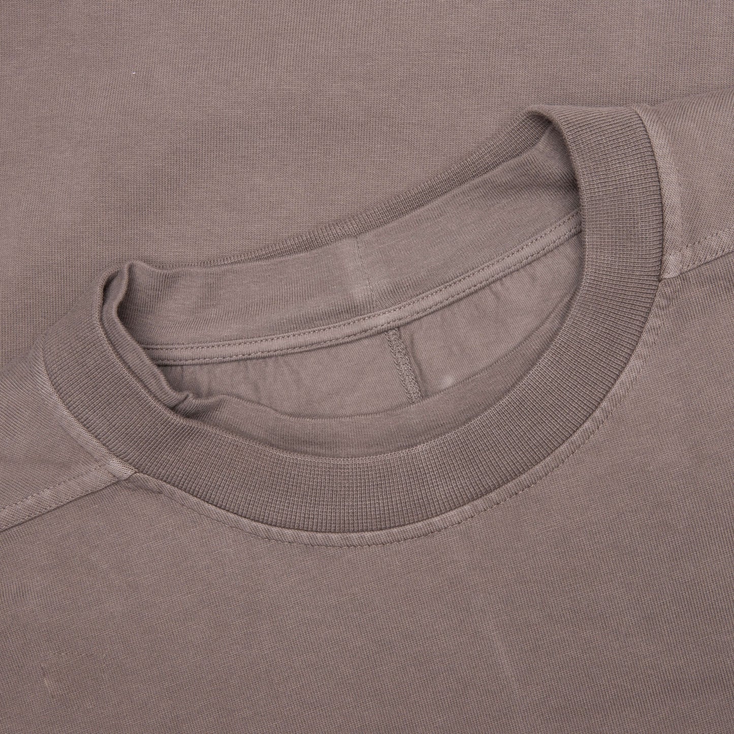 Tommy Hustler Sweatshirt Dust