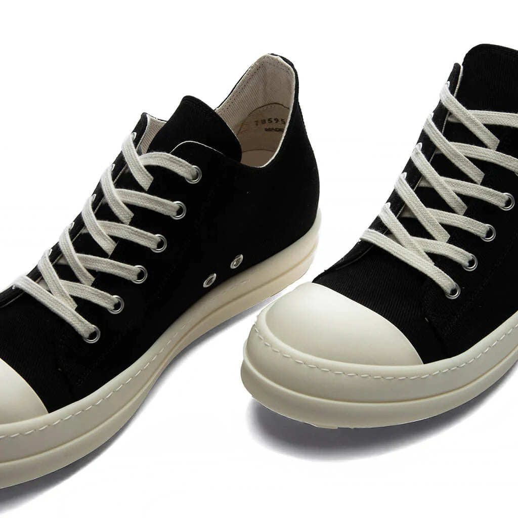 Low Sneaks Black Milk