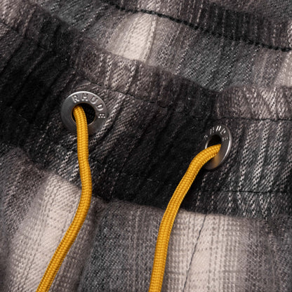 Plaid Logo Short Black Grey
