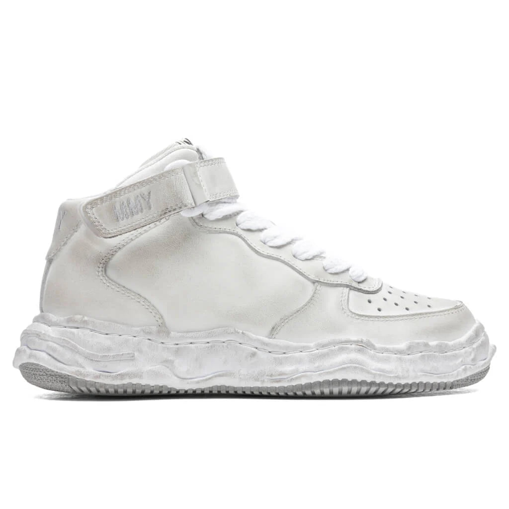 Wayne High Distressed White