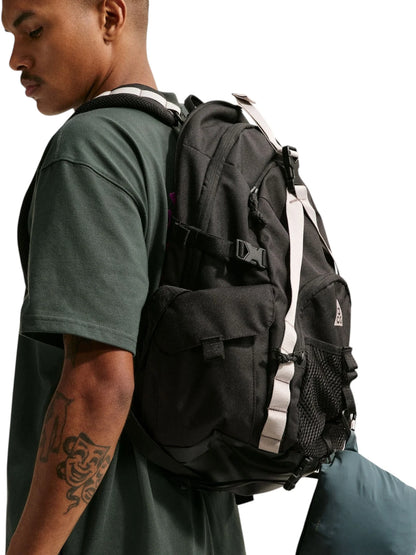 Nike Mens ACG Five Towers UV Protection Jacket